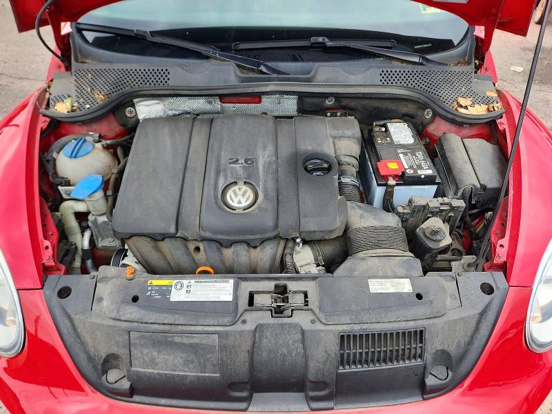 Photo 11 from auction – 2013 VOLKSWAGEN BEETLE with VIN 3VW5X7AT7DM816156