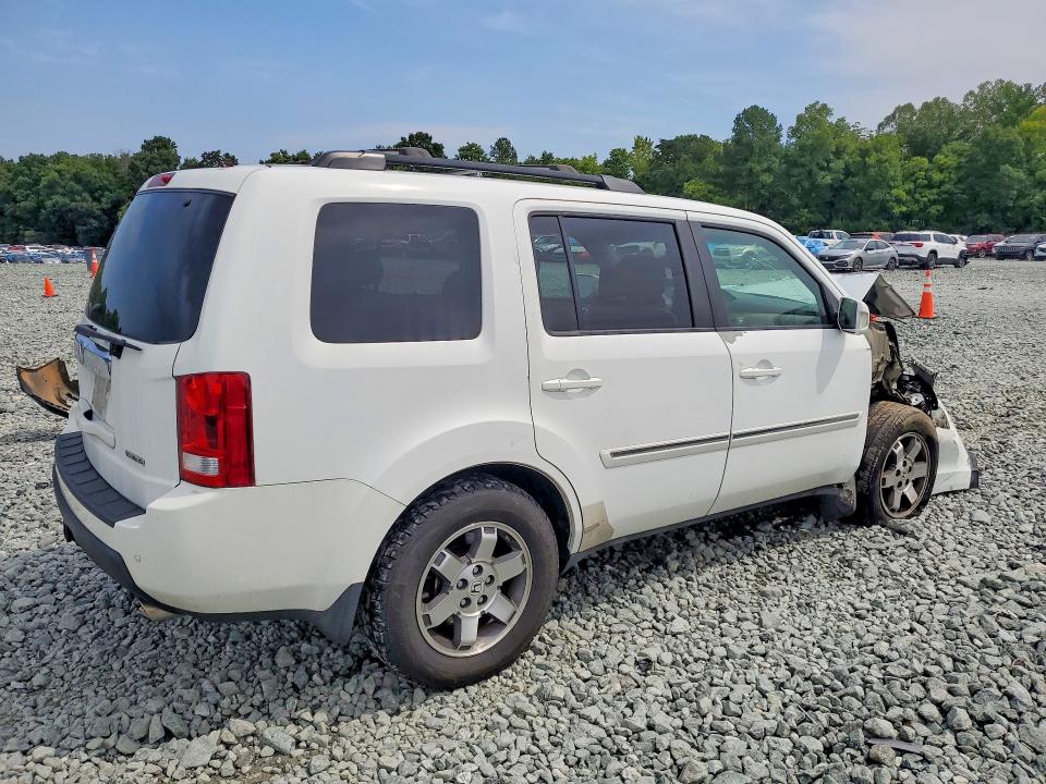 Photo 3 from auction – 2010 HONDA PILOT with VIN 5FNYF3H99AB002323