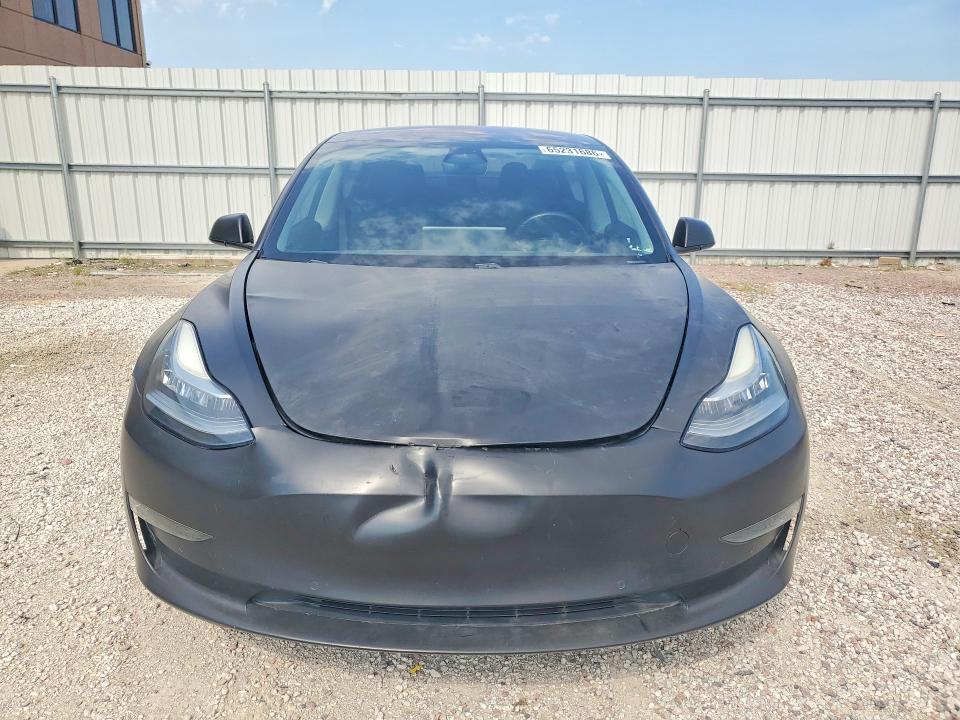 Photo 5 from auction – 2018 TESLA MODEL 3 with VIN 5YJ3E1EA2JF013356