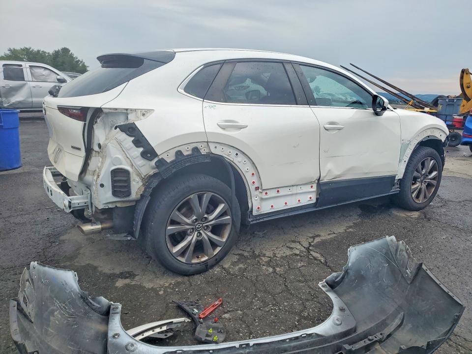 Photo 3 from auction – 2021 MAZDA CX-30 with VIN 3MVDMBBL4MM258306