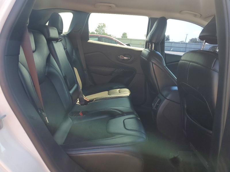 Photo 11 from auction – 2019 JEEP CHEROKEE with VIN 1C4PJLLB4KD474989