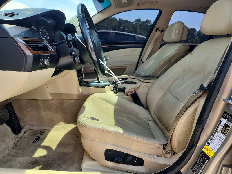 Photo 7 from auction – 2010 BMW 528 with VIN WBANU5C55AC363583