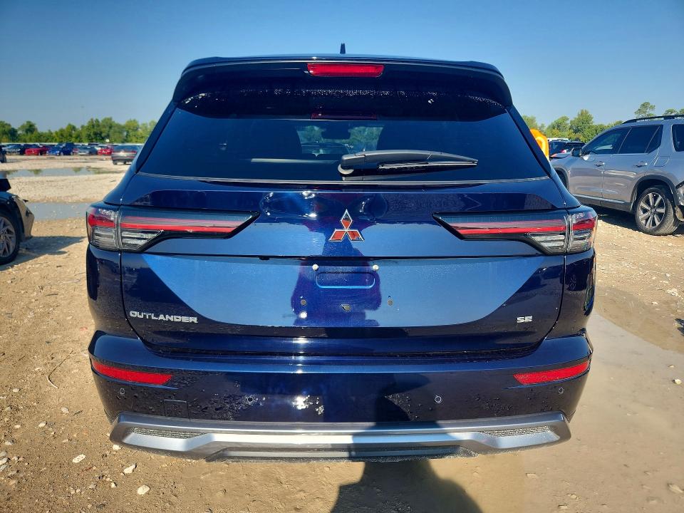 Photo 6 from auction – 2025 MITSUBISHI OUTLANDER with VIN JA4J3VA8XSZ050765