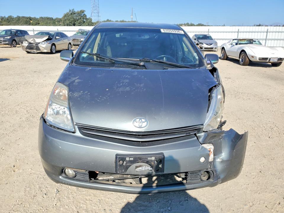 Photo 5 from auction – 2005 TOYOTA PRIUS with VIN JTDKB20UX53101439