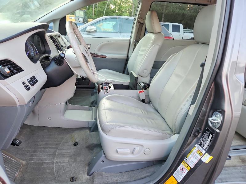 Photo 7 from auction – 2013 TOYOTA SIENNA with VIN 5TDDK3DC7DS065299