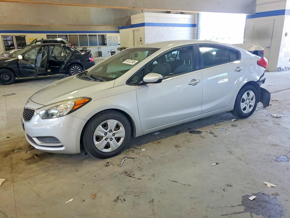 KIA FORTE 2015 with VIN KNAFK4A68F5422069 - Photo from auction