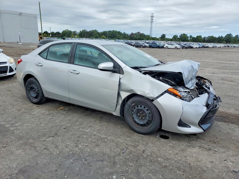 Фото 4 с аукциона – 2017 TOYOTA COROLLA с VIN 2T1BURHE0HC815656