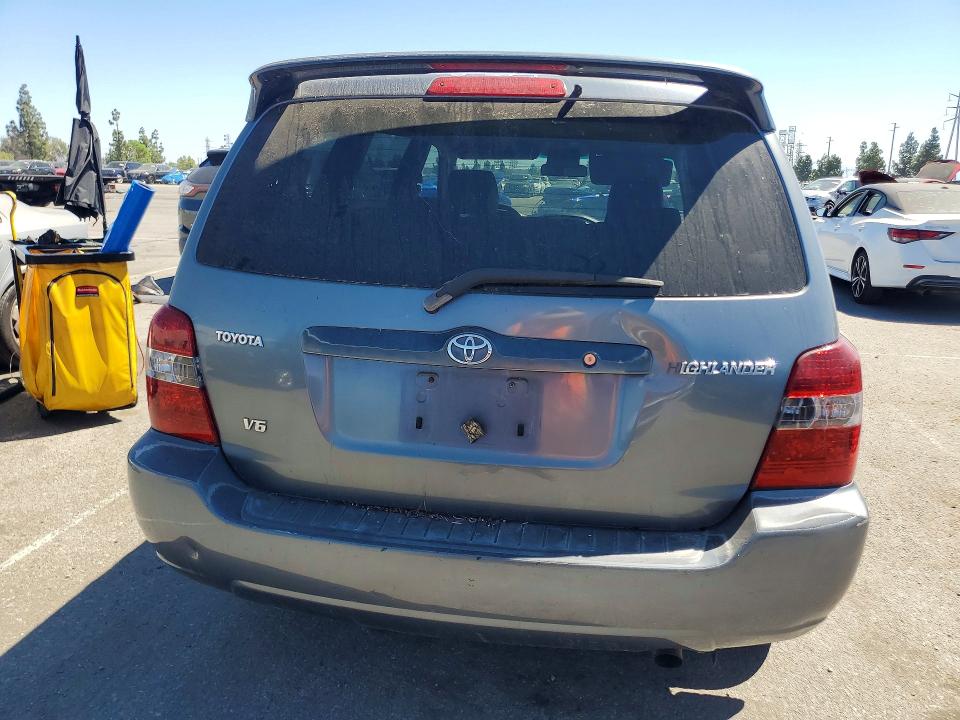Photo 6 from auction – 2005 TOYOTA HIGHLANDER with VIN JTEDP21A650077491