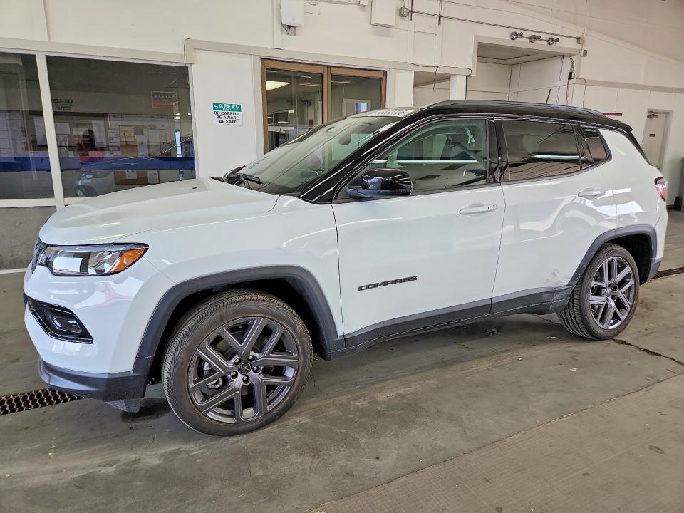 JEEP COMPASS 2026 with VIN 3C4NJDCN0TT169993 - Photo from auction