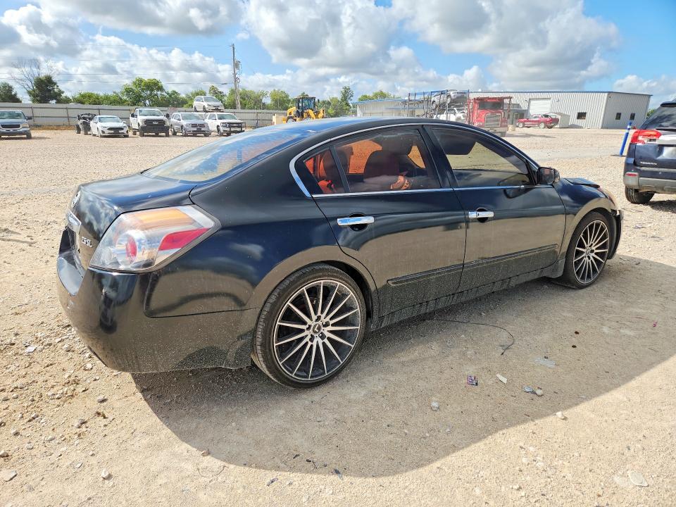 Photo 3 from auction – 2010 NISSAN ALTIMA with VIN 1N4AL2AP9AN519822