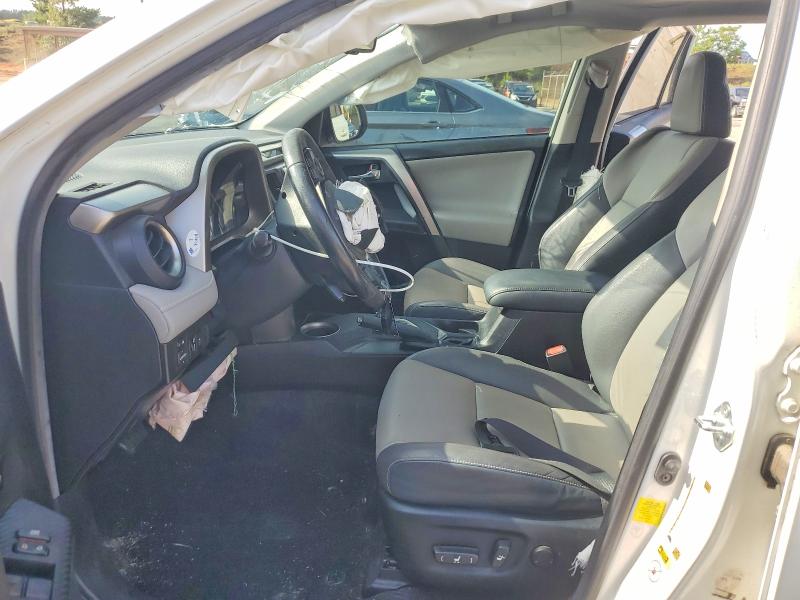 Photo 7 from auction – 2015 TOYOTA RAV4 with VIN JTMYFREV7FD062961