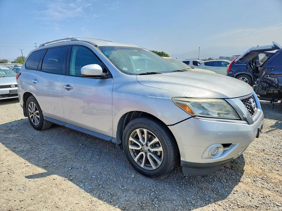 Photo 4 from auction – 2014 NISSAN PATHFINDER with VIN 5N1AR2MN4EC638913