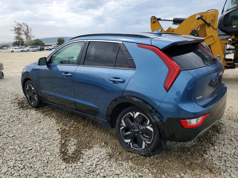 Photo 2 from auction – 2023 KIA NIRO with VIN KNDCR3L17P5027122