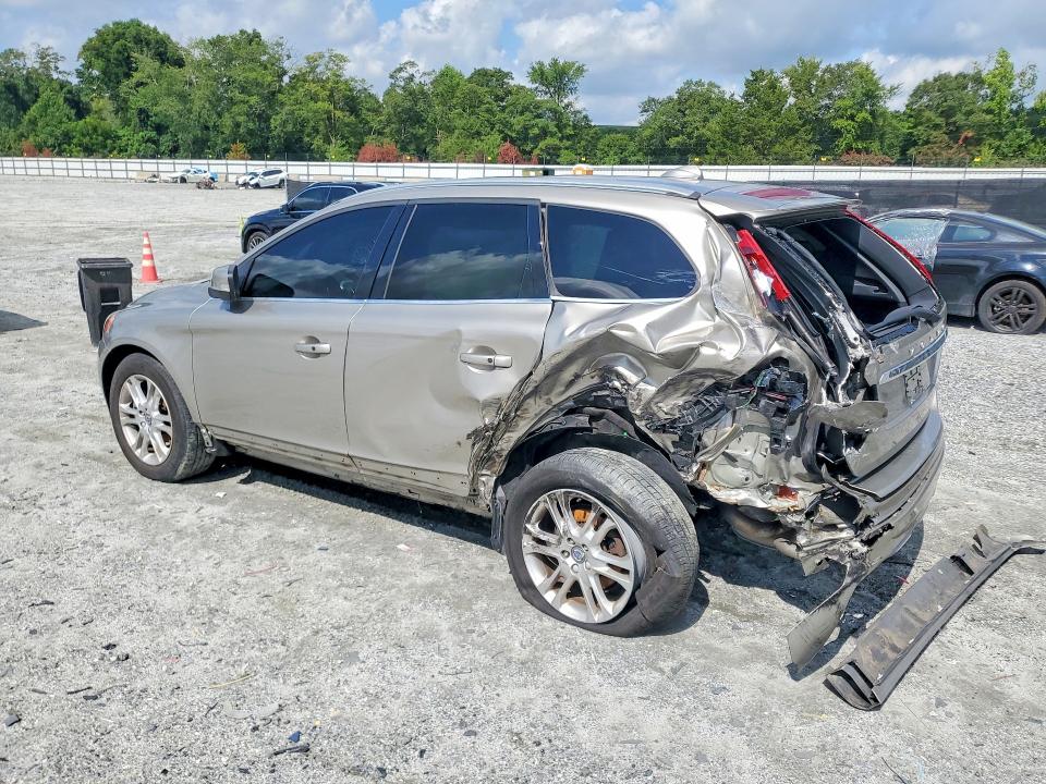 Photo 2 from auction – 2016 VOLVO XC60 with VIN YV440MDK6G2896286