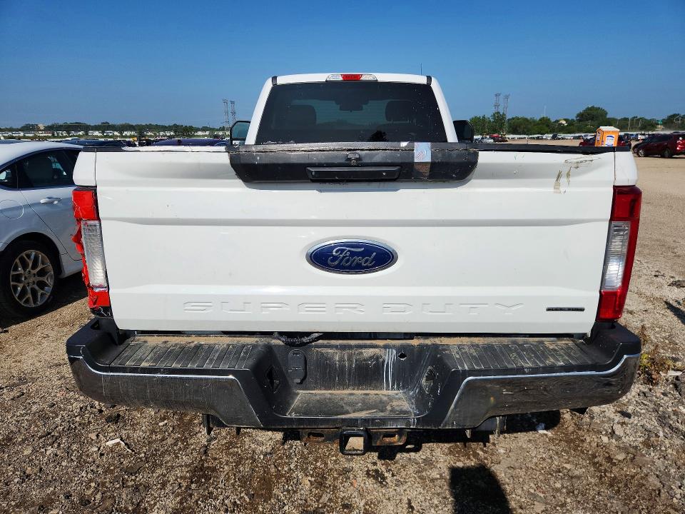Photo 6 from auction – 2017 FORD F250 with VIN 1FTBF2B65HEE79812