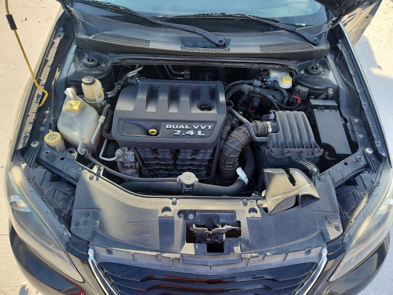 Photo 11 from auction – 2013 CHRYSLER 200 with VIN 1C3CCBBB8DN554317