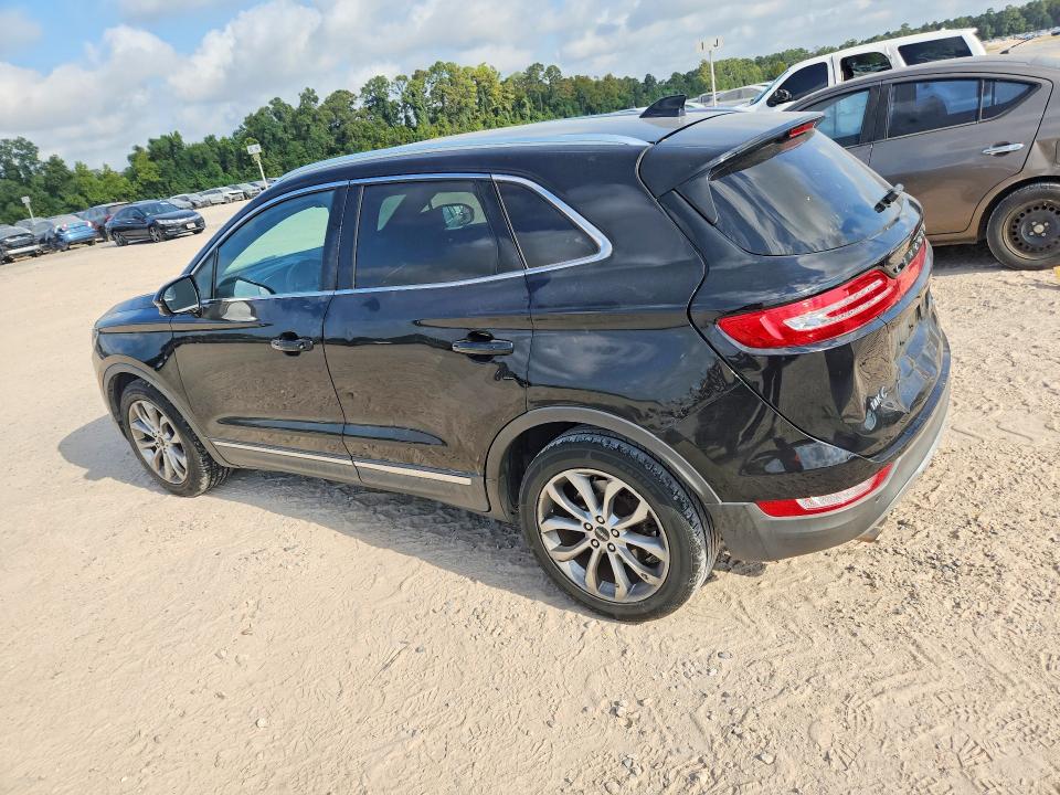 Photo 2 from auction – 2017 LINCOLN MKC with VIN 5LMCJ2C90HUL12719