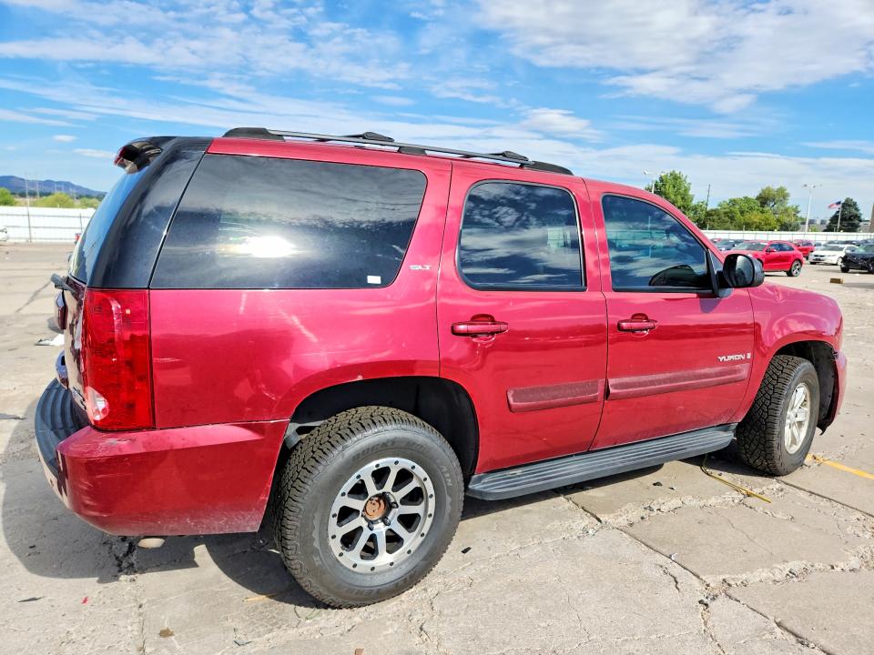 Photo 3 from auction – 2007 GMC YUKON with VIN 1GKFK13077R210711