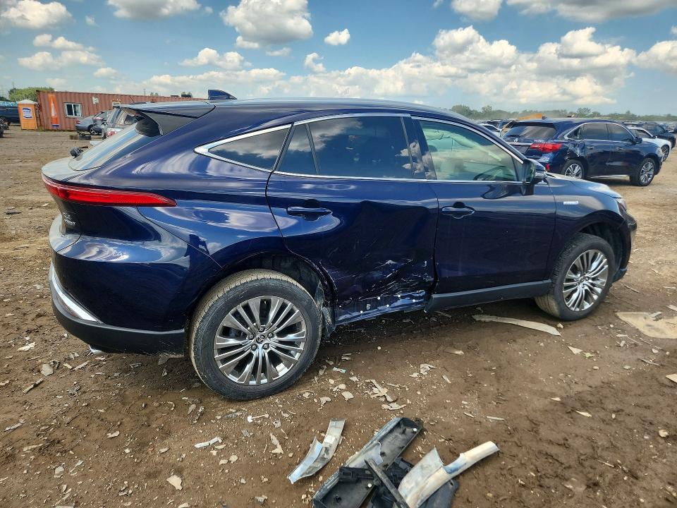 Photo 3 from auction – 2021 TOYOTA VENZA with VIN JTEAAAAH7MJ028174