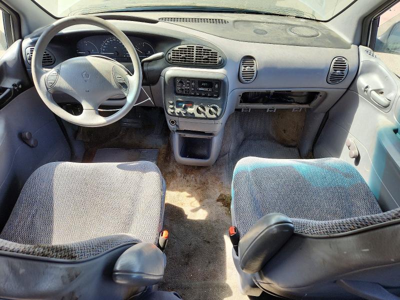 Photo 8 from auction – 1997 DODGE CARAVAN with VIN 2B4FP2533VR309217