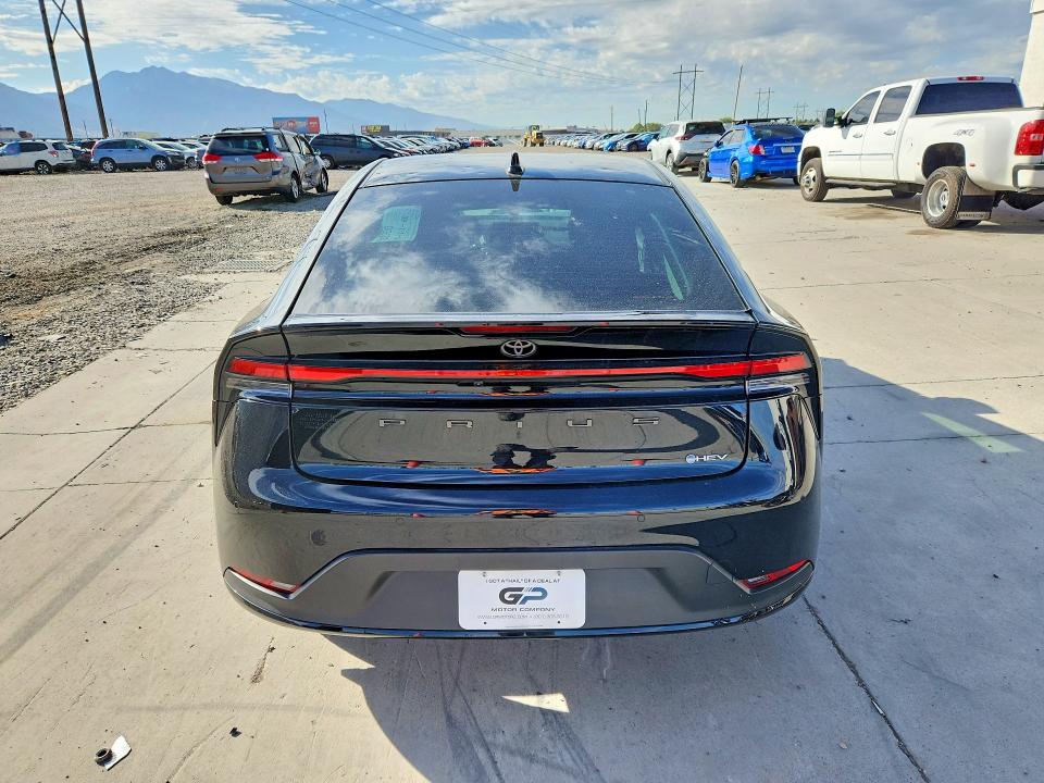 Снимка 6 от търг – 2026 TOYOTA PRIUS с VIN JTDADABU4T3033648