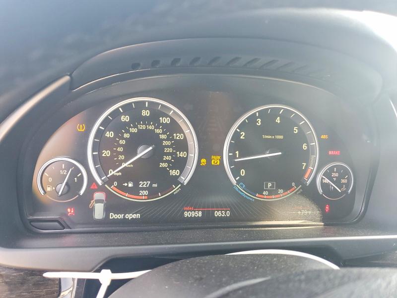 Photo 9 from auction – 2014 BMW X5 with VIN 5UXKR6C52E0C03747