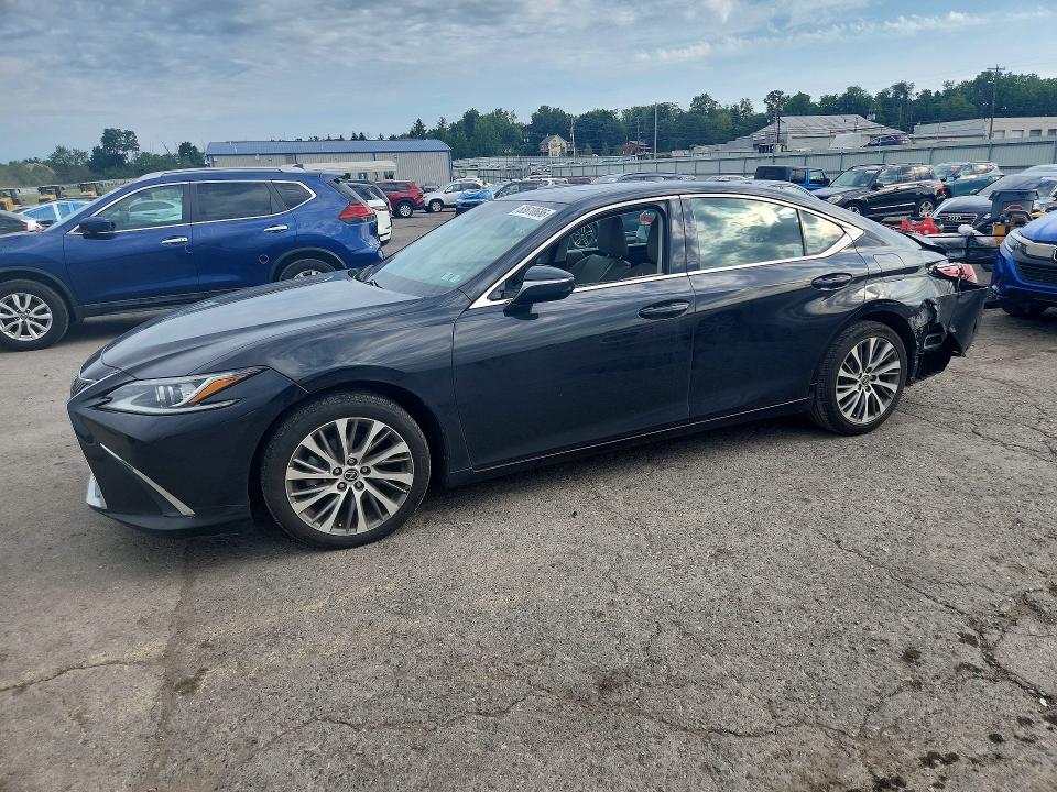 2019 LEXUS ES - Търг №63610686