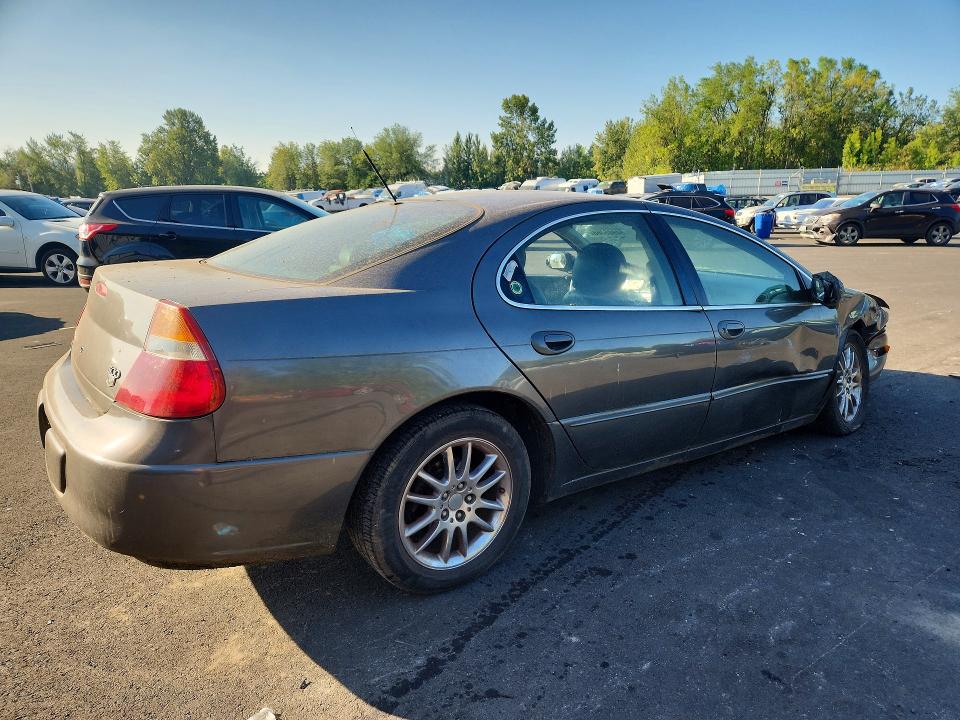 Photo 3 from auction – 2002 CHRYSLER 300M with VIN 2C3HE66G02H301866