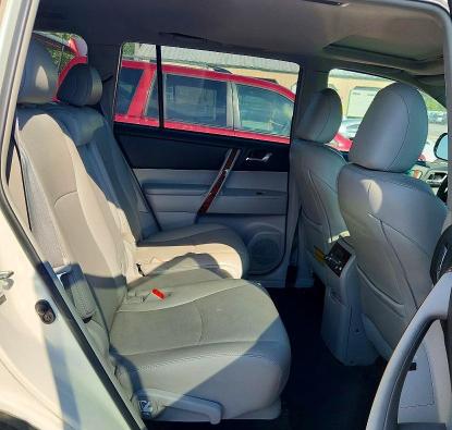 Photo 10 from auction – 2012 TOYOTA HIGHLANDER with VIN 5TDDK3EH4CS093652