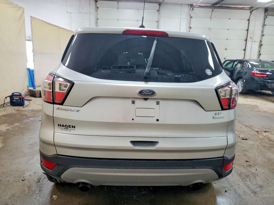 Photo 6 from auction – 2017 FORD ESCAPE with VIN 1FMCU0GD0HUD38461