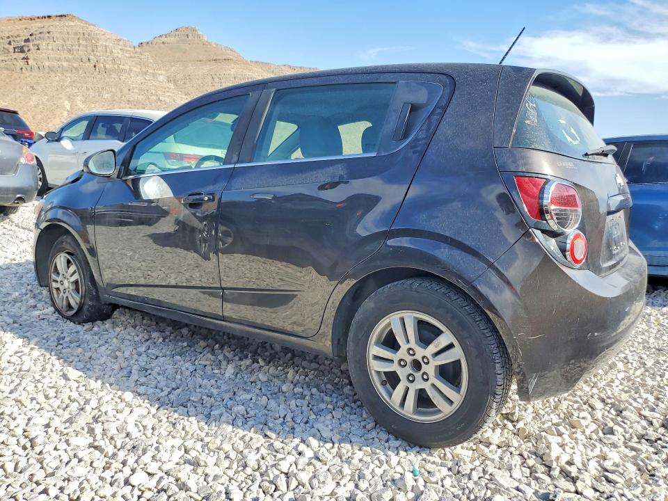 Photo 2 from auction – 2015 CHEVROLET SONIC with VIN 1G1JC6SH5F4120288