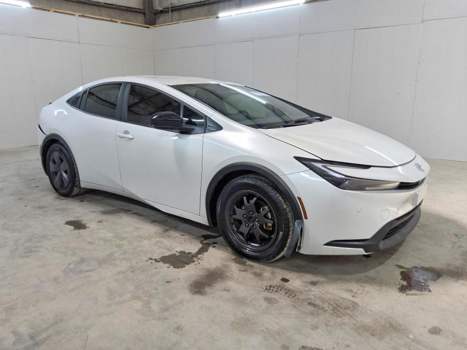 Photo 4 from auction – 2024 TOYOTA PRIUS with VIN JTDACAAU2R3025495