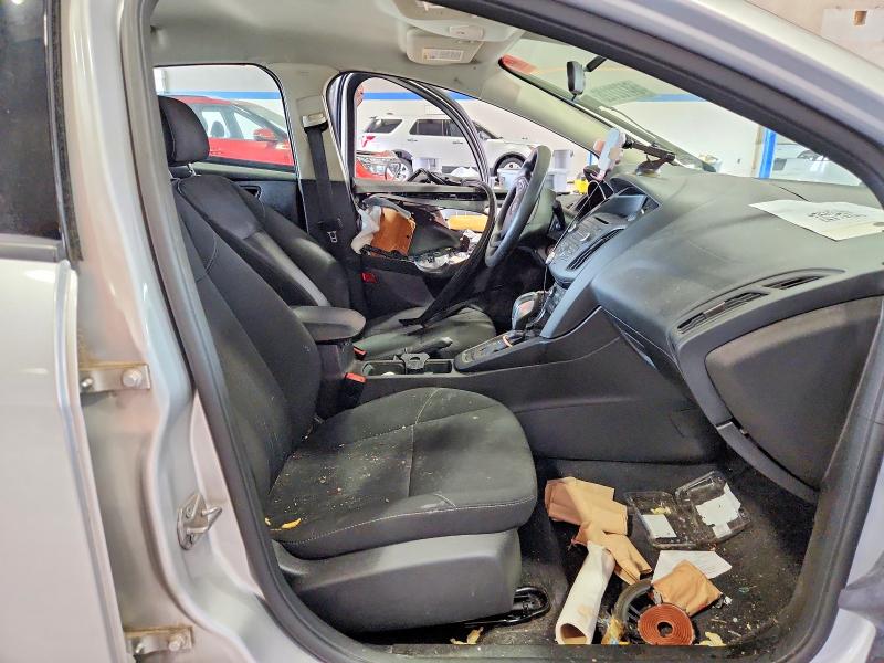 Photo 7 from auction – 2016 FORD FOCUS with VIN 1FADP3F27GL402832