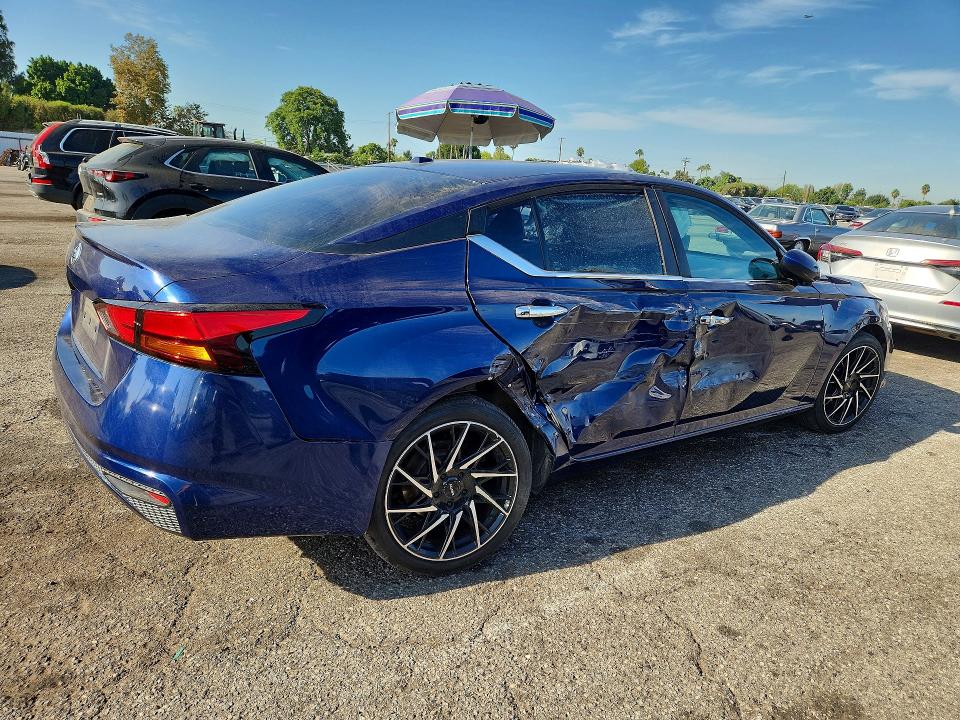 Photo 3 from auction – 2020 NISSAN ALTIMA with VIN 1N4BL4BV6LC200941