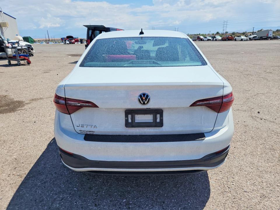 Photo 6 from auction – 2022 VOLKSWAGEN JETTA with VIN 3VWBM7BU4NM034336