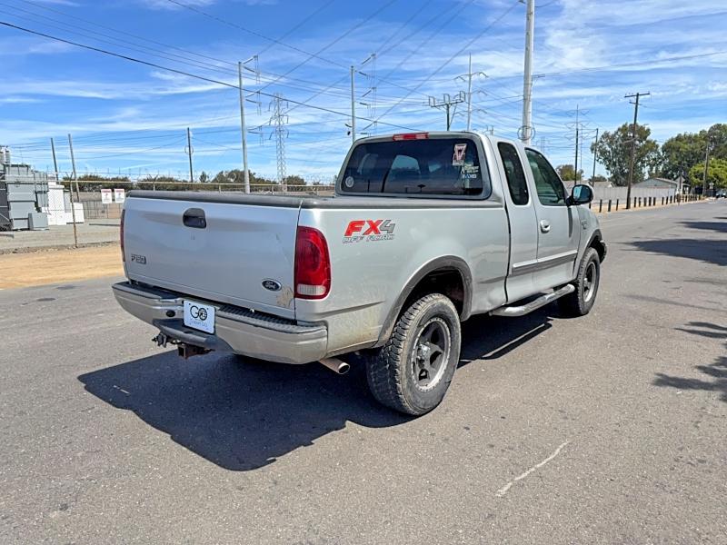 Photo 4 from auction – 2002 FORD F150 with VIN 1FTRX18L62NA85150