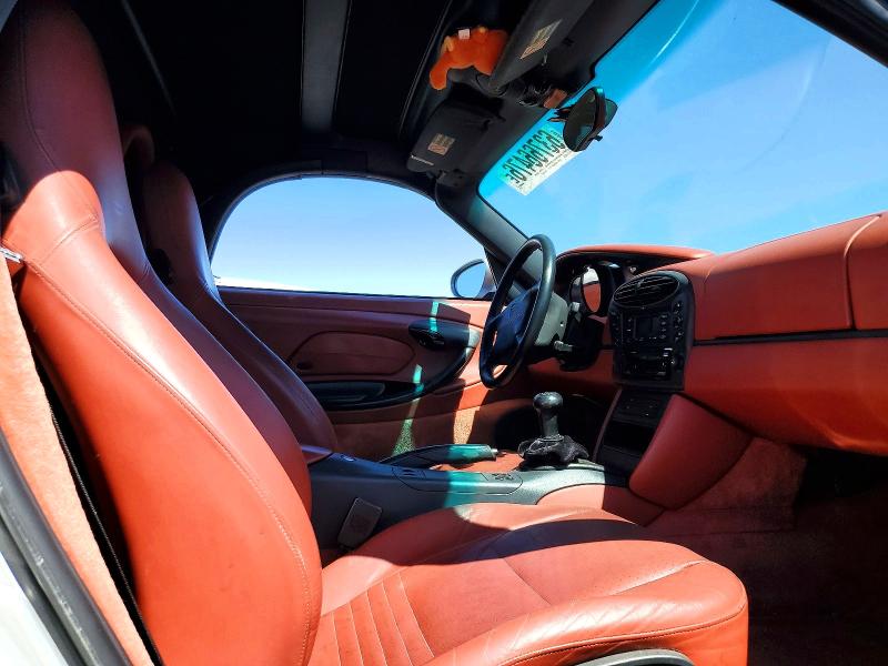 Photo 10 from auction – 1999 PORSCHE BOXSTER with VIN WP0CA2982XU629485