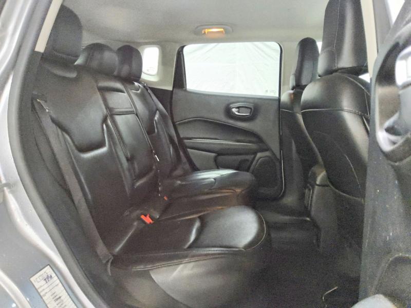 Photo 11 from auction – 2019 JEEP COMPASS with VIN 3C4NJCCB0KT675838
