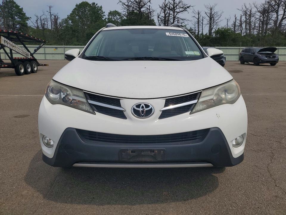 Photo 5 from auction – 2013 TOYOTA RAV4 with VIN JTMRFREV5DD010049