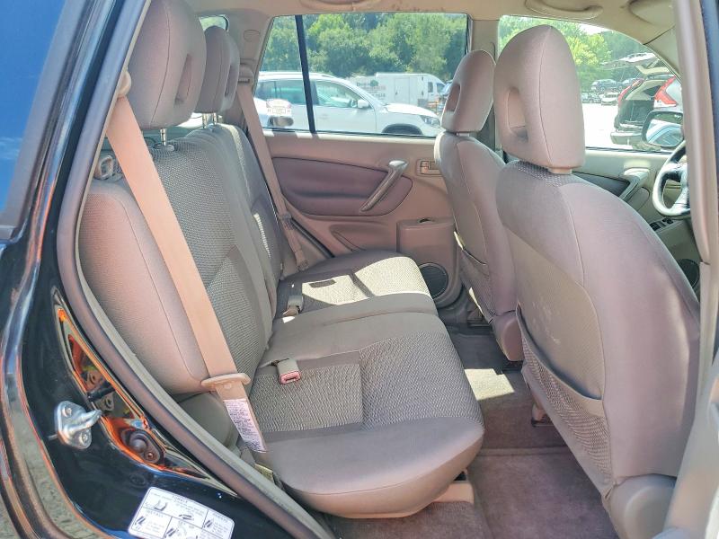 Photo 11 from auction – 2005 TOYOTA RAV4 with VIN JTEHD20V950053717