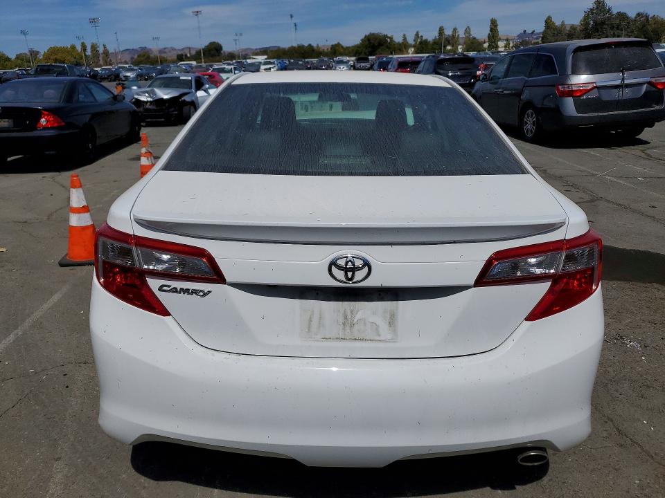 Photo 6 from auction – 2013 TOYOTA CAMRY with VIN 4T1BF1FK8DU684019