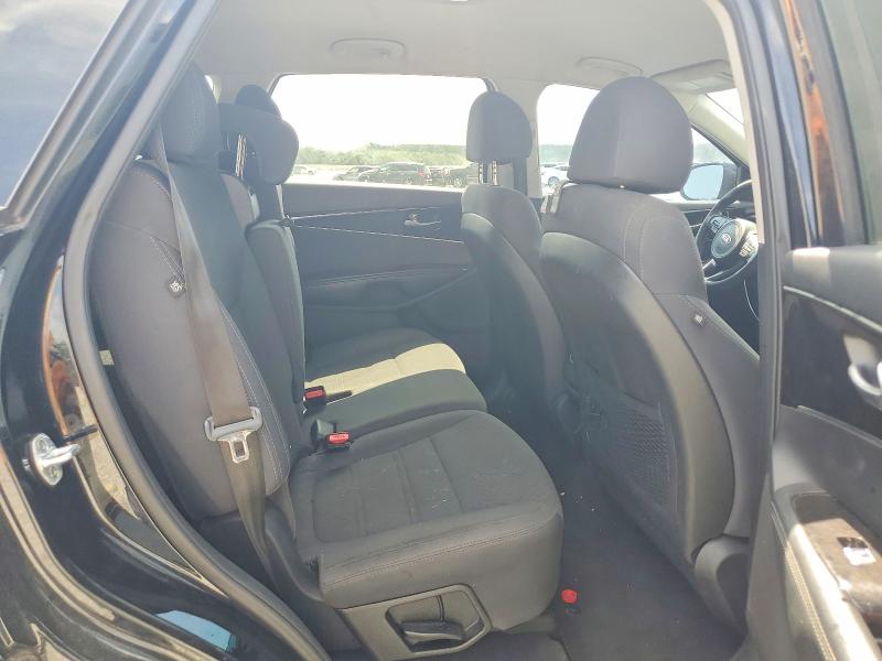 Photo 10 from auction – 2018 KIA SORENTO with VIN 5XYPG4A33JG361888