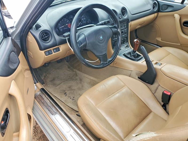 Photo 8 from auction – 2000 MAZDA MX-5 MIATA with VIN JM1NB3531Y0155446