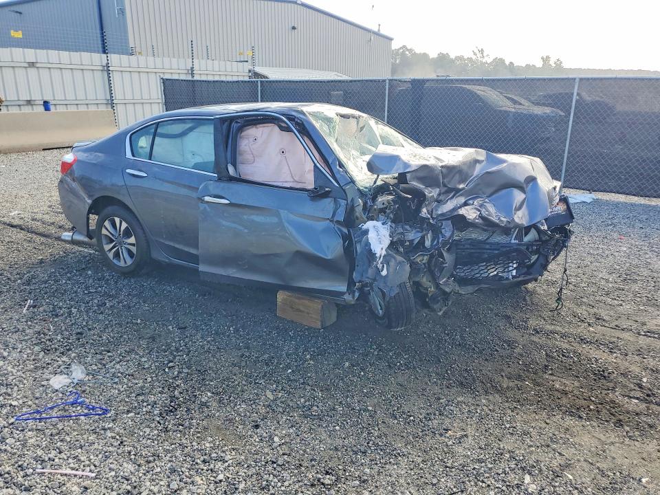 Photo 4 from auction – 2015 HONDA ACCORD with VIN 1HGCR2F31FA074967