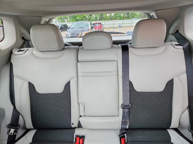 Photo 10 from auction – 2018 JEEP COMPASS with VIN 3C4NJDBB8JT401213