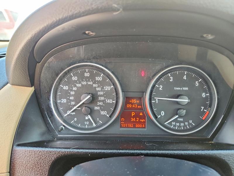 Photo 9 from auction – 2014 BMW X1 with VIN WBAVL1C51EVY19858