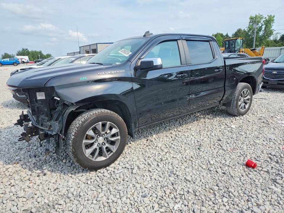 CHEVROLET SILVERADO 2021 with VIN 1GCUYDED4MZ330349 - Photo from auction