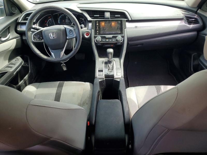 Photo 8 from auction – 2017 HONDA CIVIC with VIN 2HGFC1F33HH642827