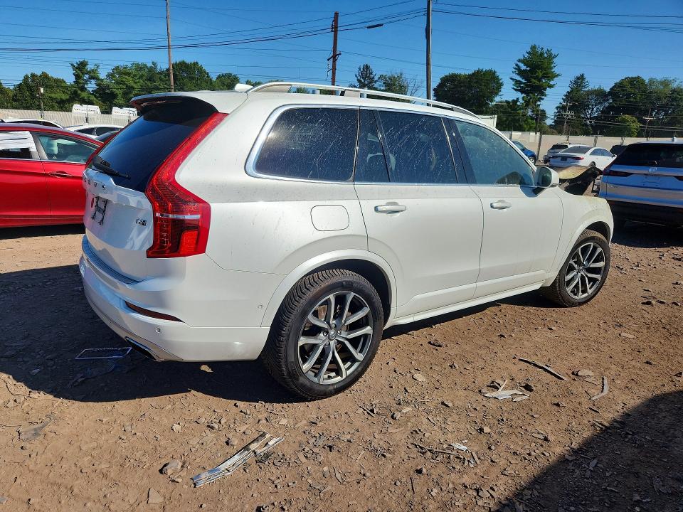 Photo 3 from auction – 2017 VOLVO XC90 with VIN YV4A22PK3H1184970