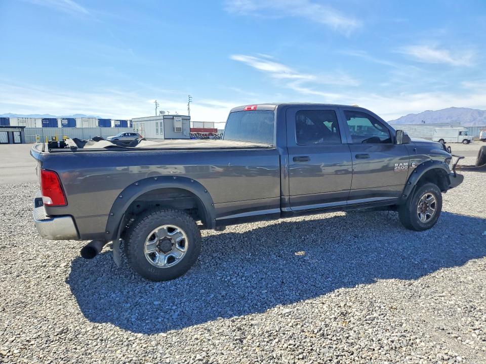 Photo 3 from auction – 2018 RAM 2500 with VIN 3C6UR5HL3JG273327